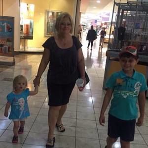 Meet your Posher, Adele